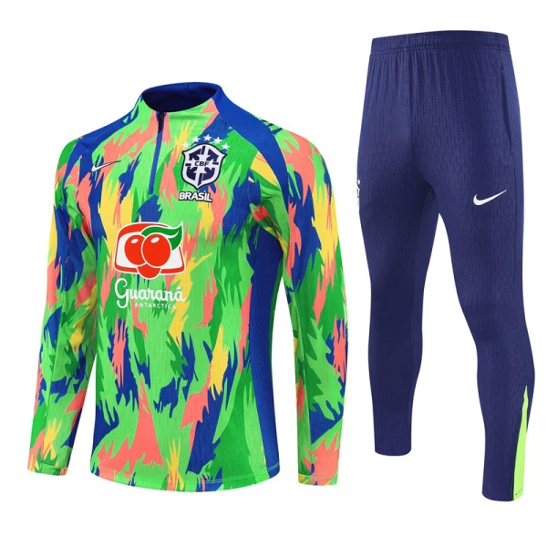 Brazílie Tréninková Souprava s Mikinou na 1/4 Zip 2025/26 Zelená Brazílie Tréninková Souprava s Mikinou na 1/4 Zip 2025/26 Zelená
