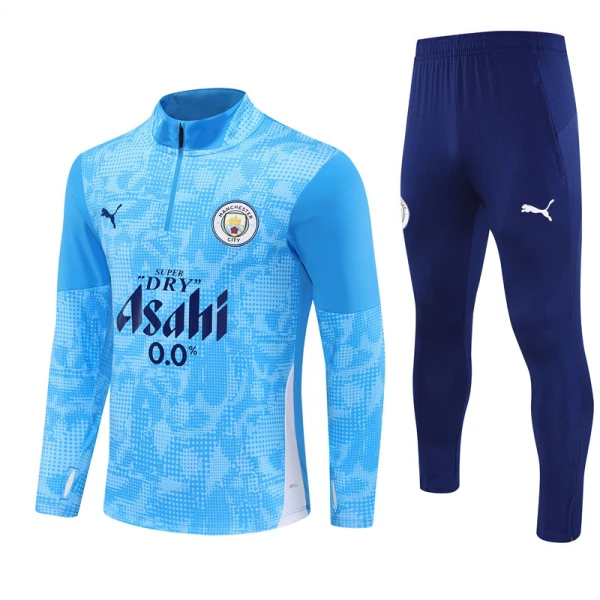 Manchester City Tréninková Souprava s Mikinou na 1/4 Zip 2025/26 Modrá Manchester City Tréninková Souprava s Mikinou na 1/4 Zip 2025/26 Modrá