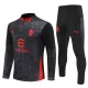 AC Milan Tréninková Souprava s Mikinou na 1/4 Zip 2025/26 Černá AC Milan Tréninková Souprava s Mikinou na 1/4 Zip 2025/26 Černá