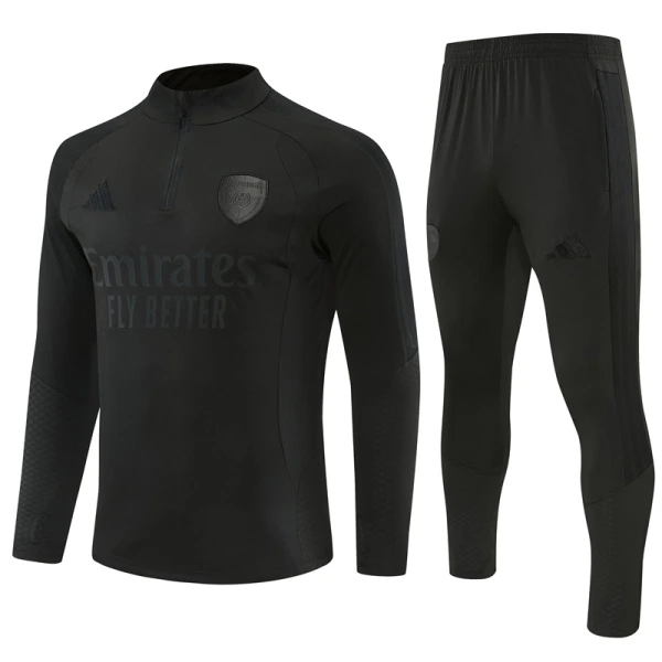 Arsenal Tréninková Souprava s Mikinou na 1/4 Zip 2026/27 Černá Arsenal Tréninková Souprava s Mikinou na 1/4 Zip 2026/27 Černá