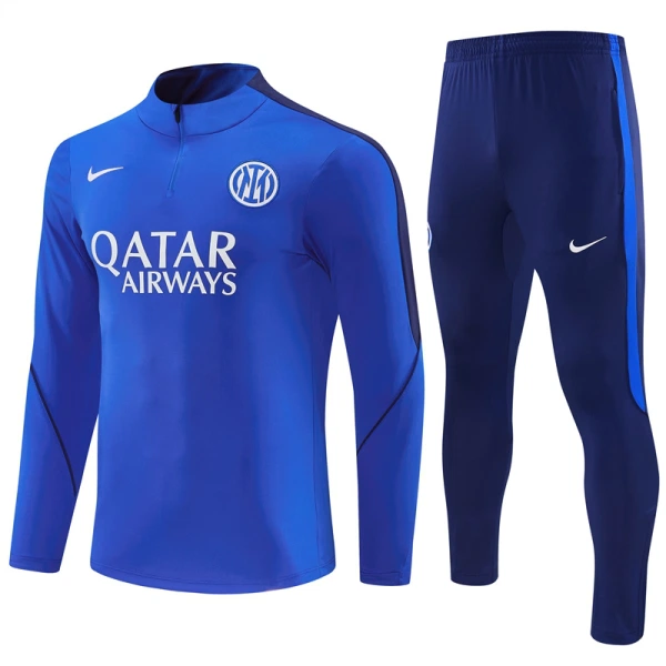 Inter Milán Tréninková Souprava s Mikinou na 1/4 Zip 2026/27 Modrá Inter Milán Tréninková Souprava s Mikinou na 1/4 Zip 2026/27 Modrá