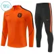 Nizozemsko Dětský Tréninková Souprava s Mikinou na 1/4 Zip 2026/27 Oranžová Nizozemsko Dětský Tréninková Souprava s Mikinou na 1/4 Zip 2026/27 Oranžová